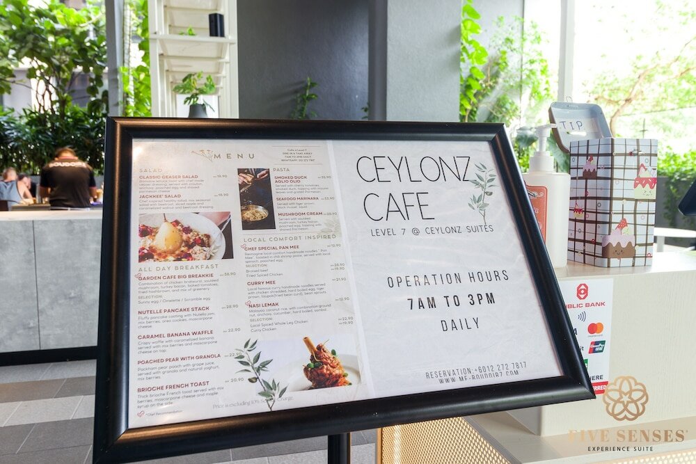 Фото Ceylonz Suites by Five Senses