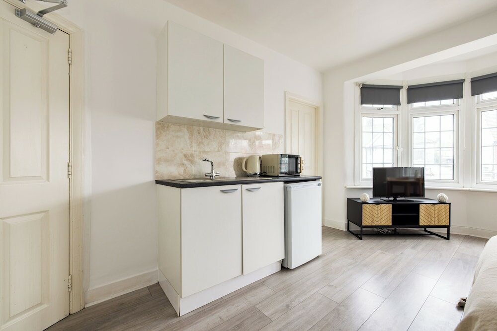 Фото The Gladstone Studio