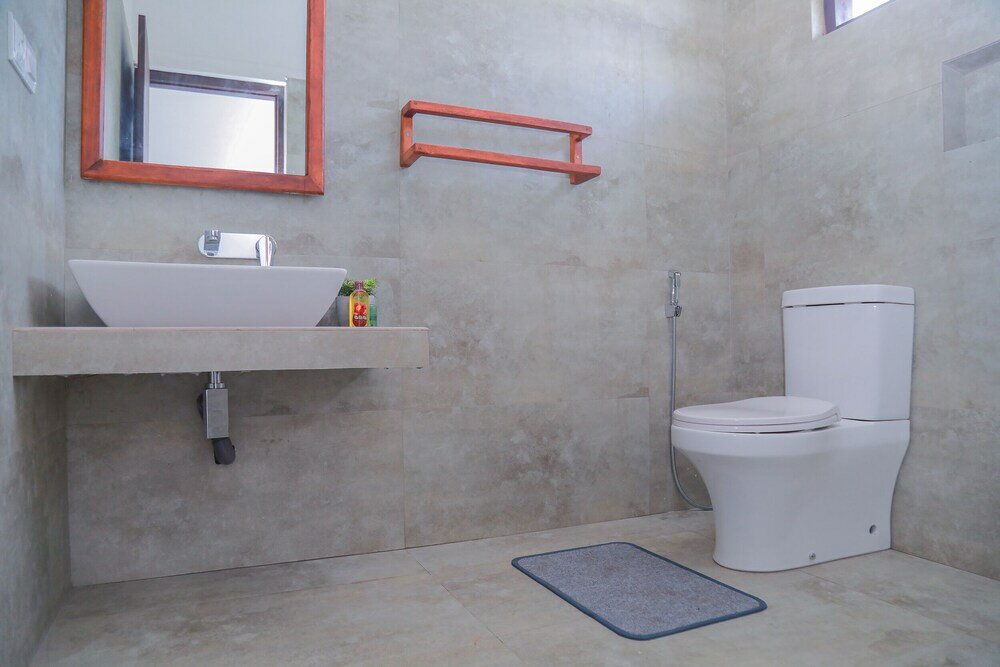 Фото Travellers Hotel Hikkaduwa