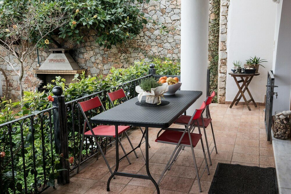 Фото Dream Lux Flat with Great Outdoor Pool & Parking