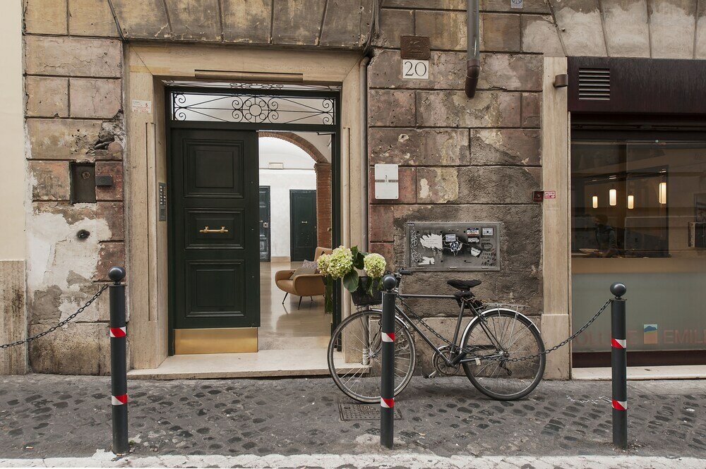 Фото Daphne Luxury Suites