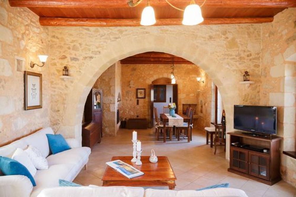 Фото Villa Patriko Lux villa with pool next to Balos