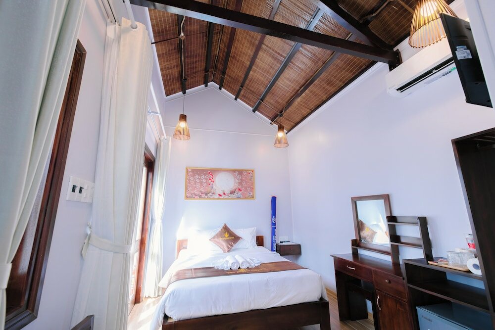 Фото The Poplar Resort