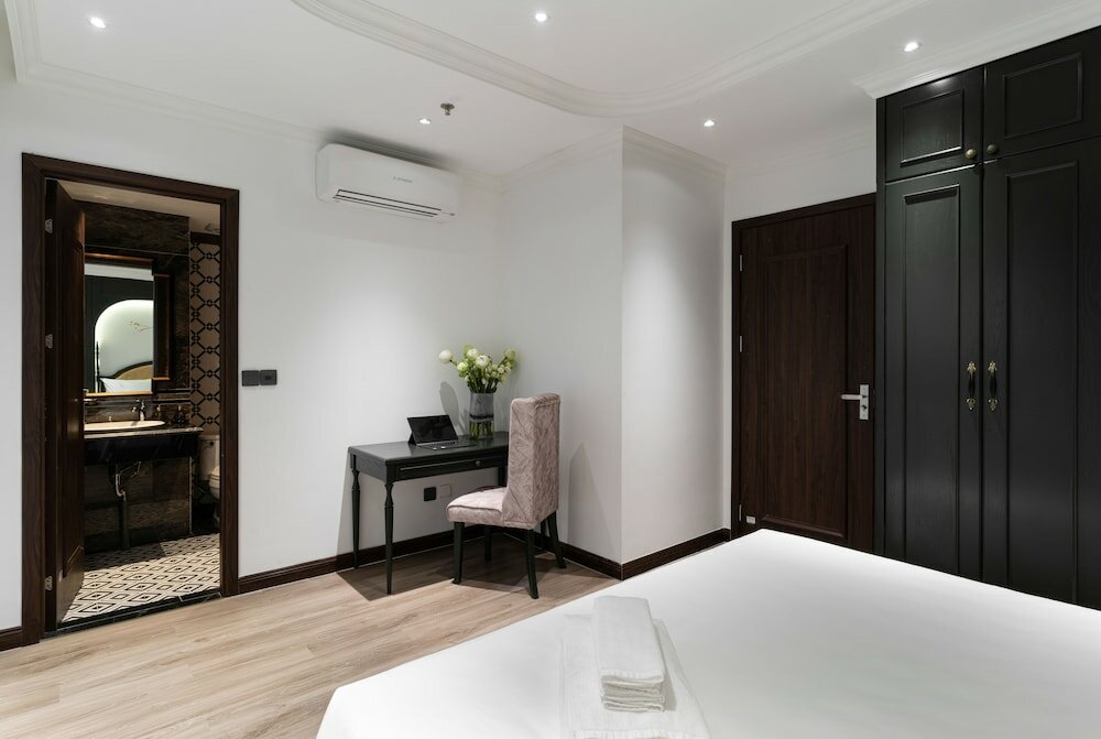 Фото Paradise Suites Nguyen Khuyen