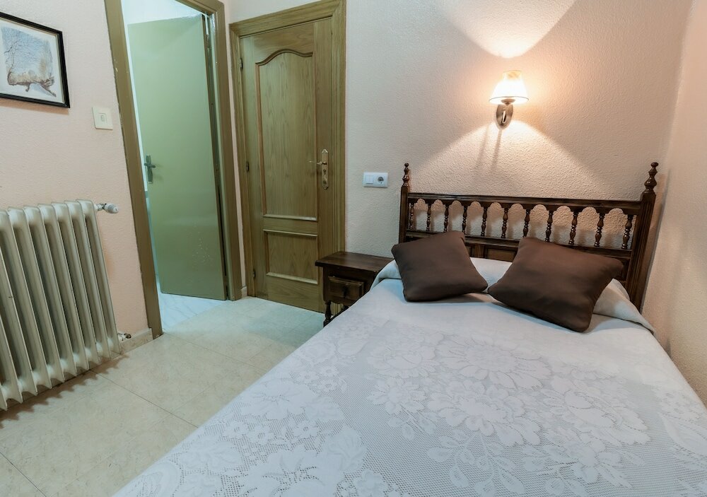 Фото Pensión Virginia by Vivere Stays