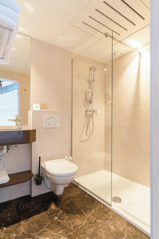 Фото Golden Tree Hotel