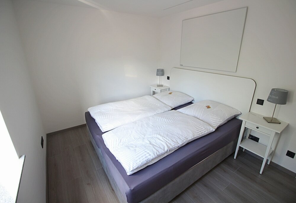 Фото Uraha Apartments