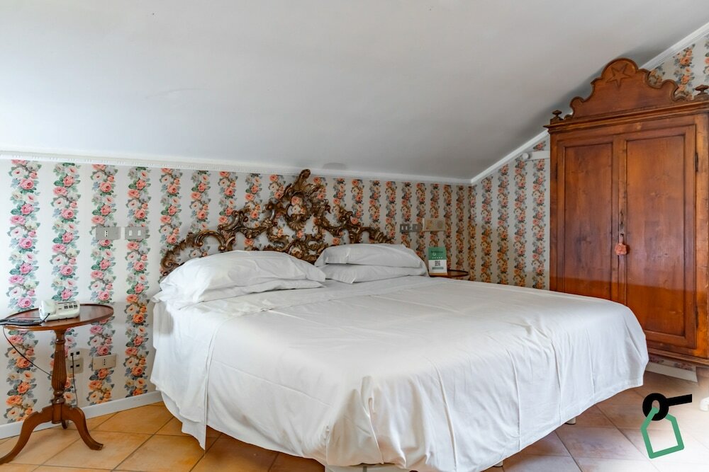 Фото Hotiday Hotel Ferrara