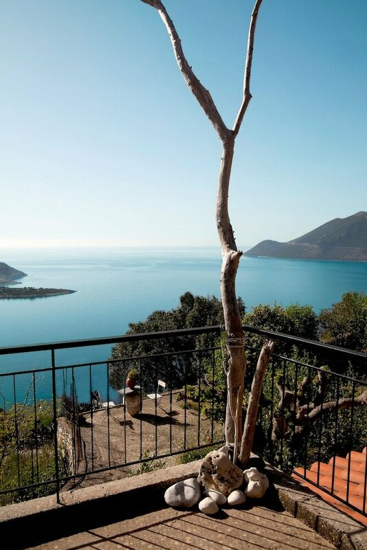 Гостиница Unique Hideaway with Serene Panoramic views