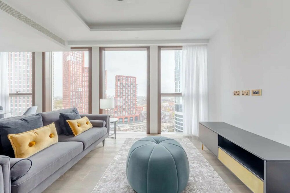 Фото Luxurious 1bd Flat by the River - Vauxhall