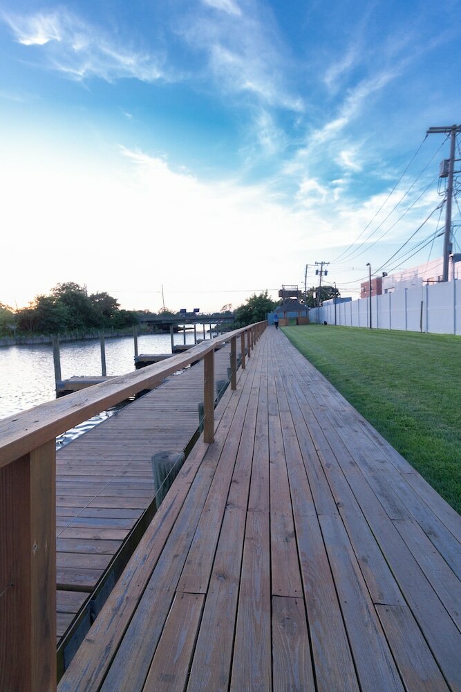 Фото Yachtsman's Cove with 3-Levels