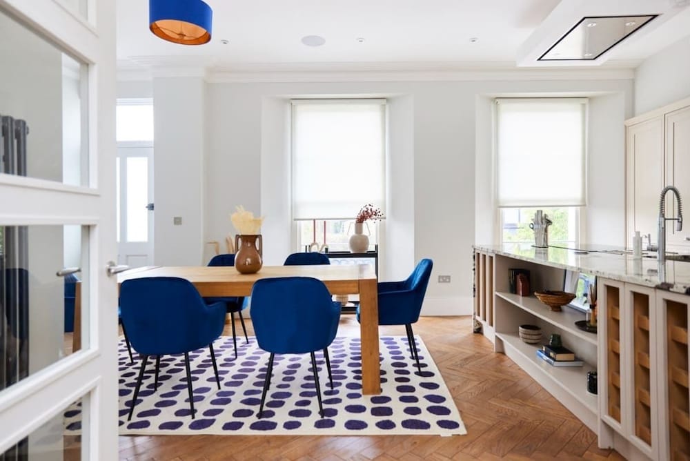 Фото The Camden Place - Breathtaking 4bdr Flat With Garden