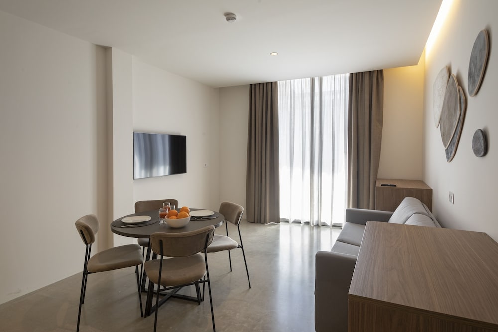 Фото Dau Studios