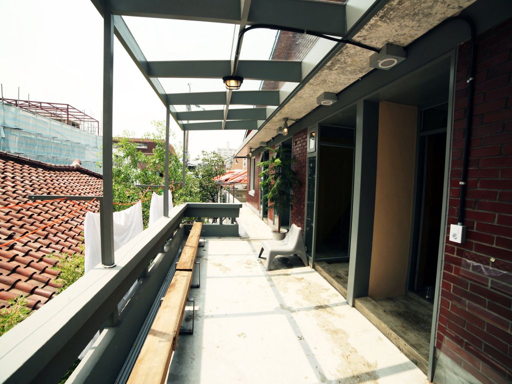 Фото Hongdae Guesthouse Pajamaparty - Hostel