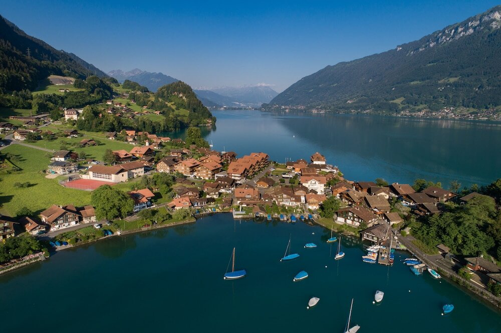 Фото Lake Lodge Hostel