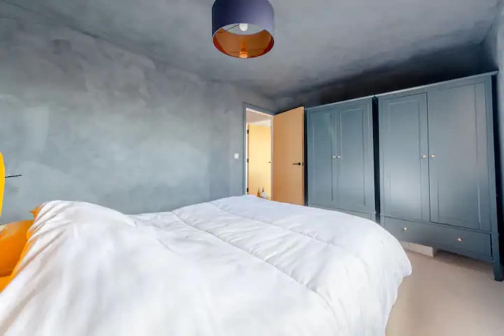 Фото Stunning & Chic 1 Bedroom Flat - Plaistow!