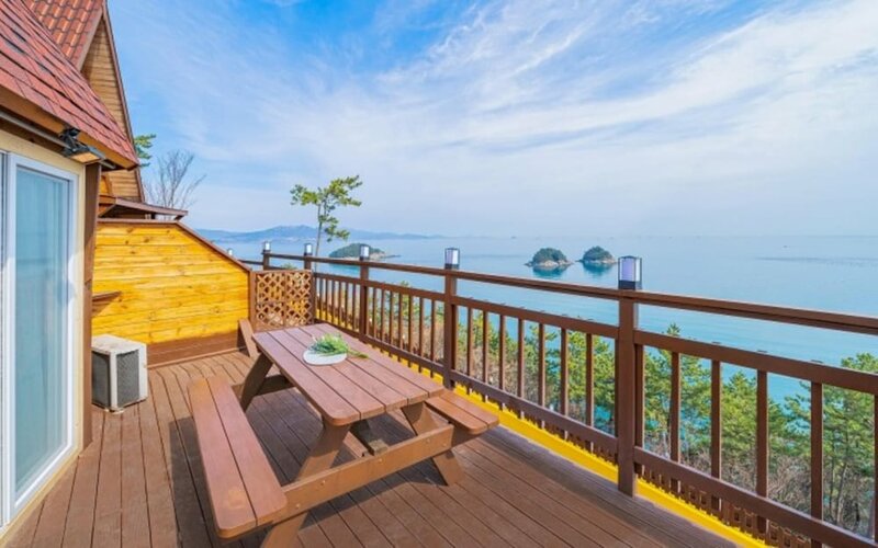 Гостиница Yeosu Morning of Finland Resort Pension