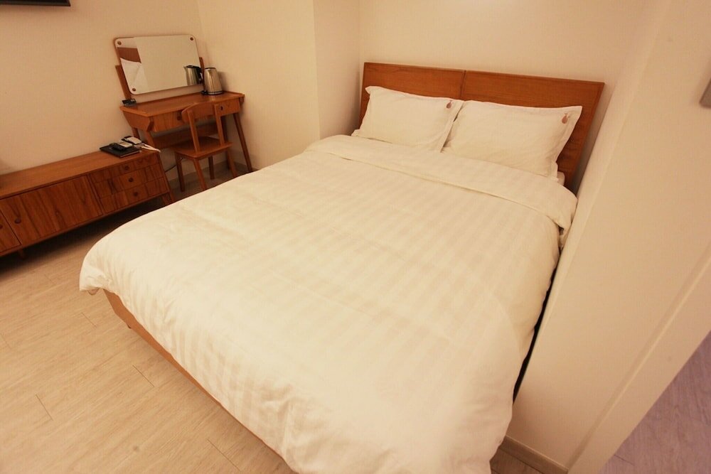 Фото Shinchon Peter Cat