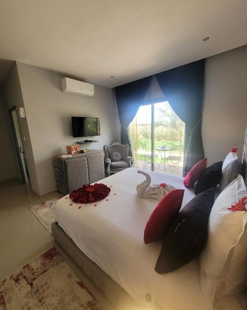 Фото Eden Lodges & SPA