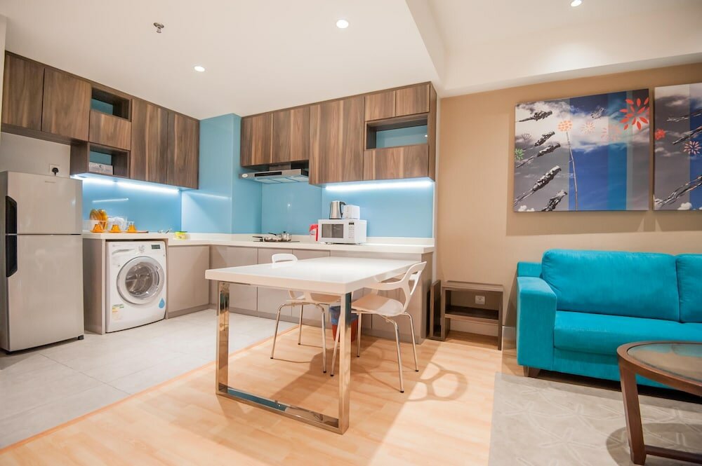 Фото Paradise Apartment at Taragon BktBintang 