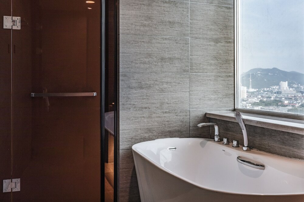 Фото Atour Hotel Daguanyuan Jinan