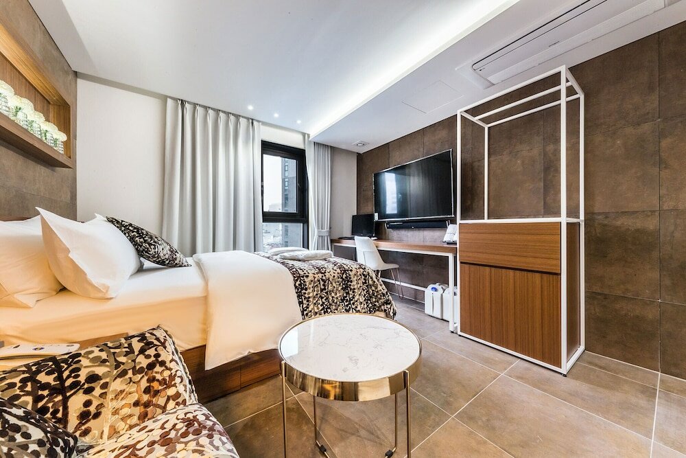 Фото The Post Hotel