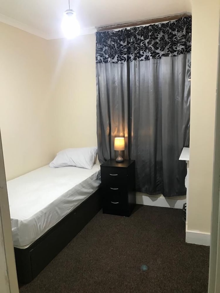 Фото Araagon Homes