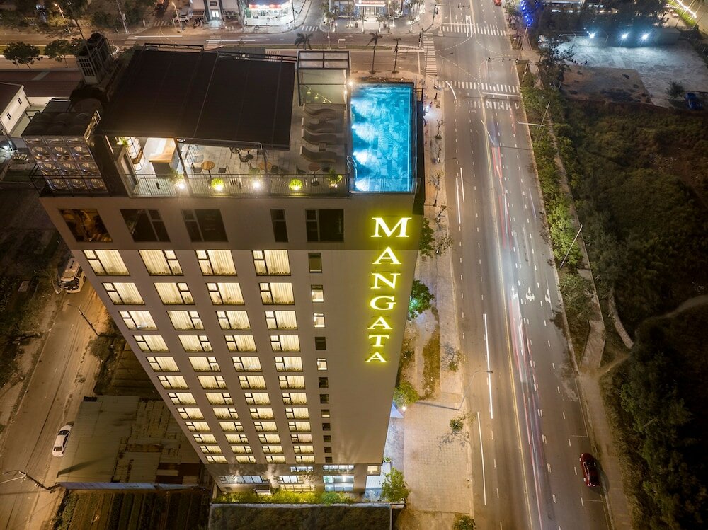 Фото Mangata Beachfront Hotel