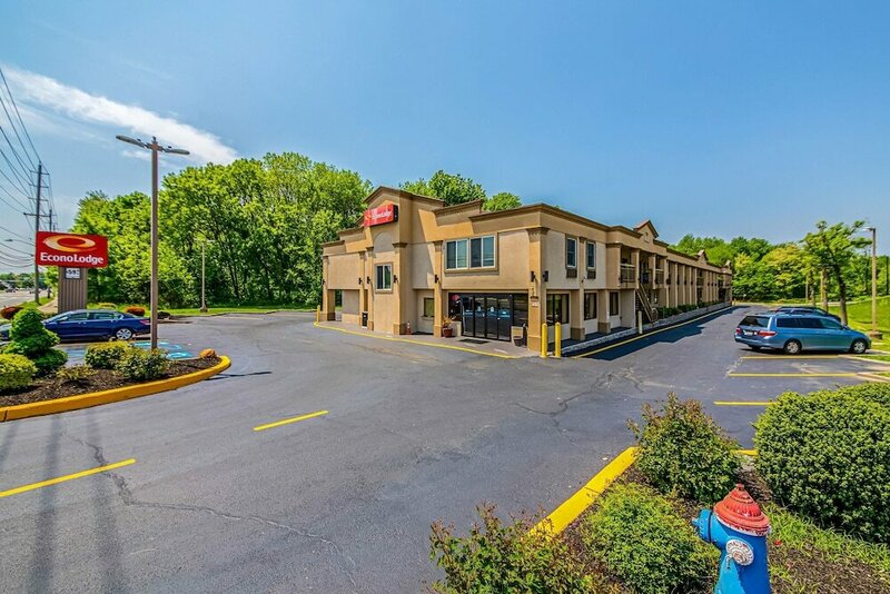 Гостиница Econo Lodge Mt Laurel