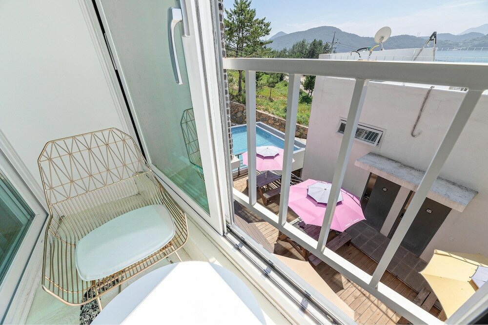 Фото Yeosu Jplus A Pension