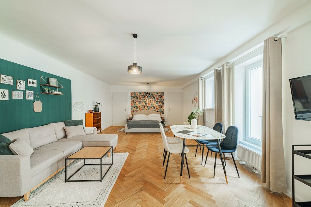 Фото The 15s Apartments