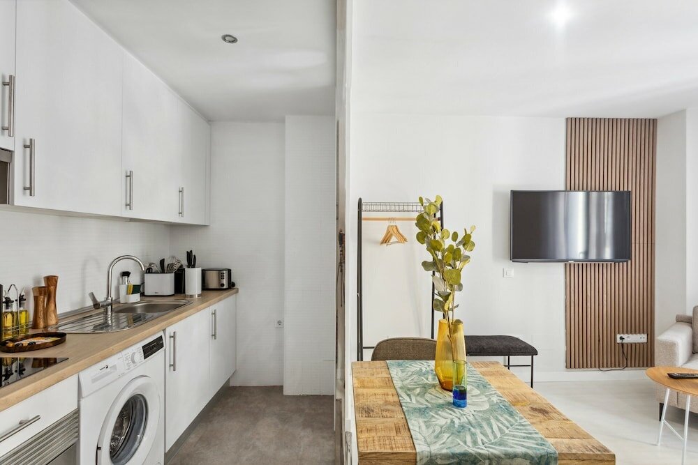 Фото Limehome Madrid Calle de la Paloma