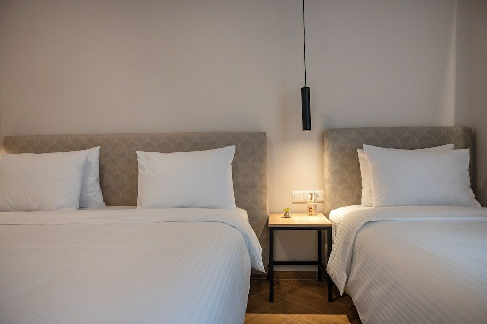 Фото Ira City Hotel