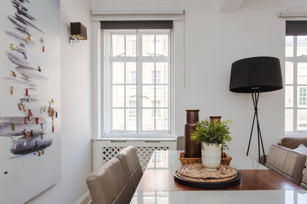 Фото Modern 2 Bedroom Apartment in Marble Arch