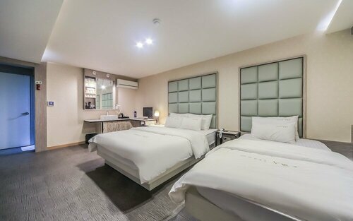 Гостиница Busan Seomyeon Den Vast Hotel в Пусане