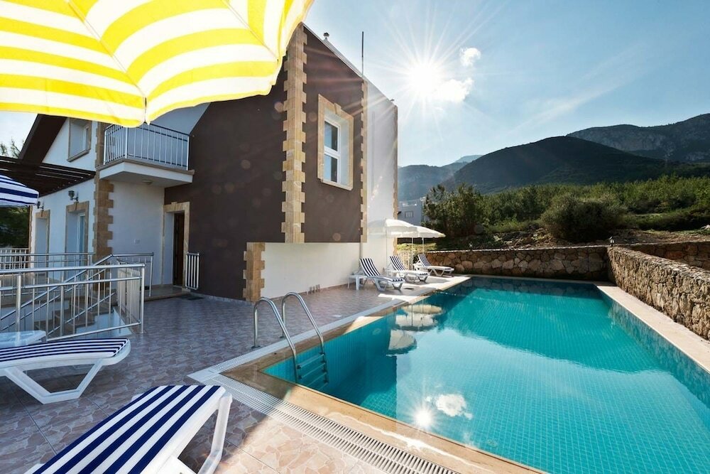 Фото Villa Lagoon by Amy Villas