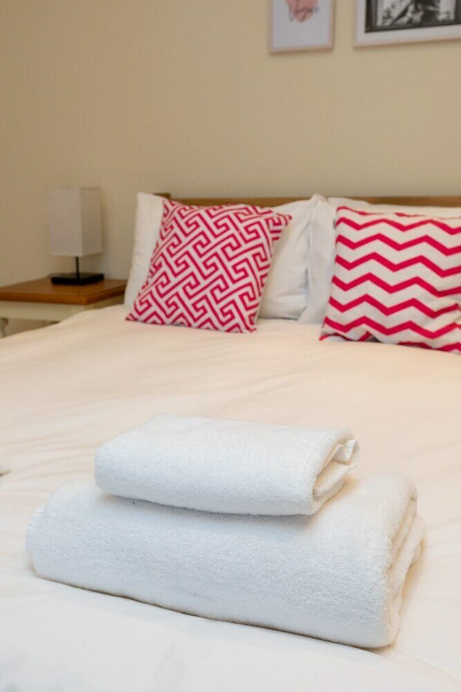 Фото Modern and Bright 3 Bedroom House in Paddington