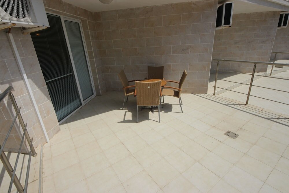 Фото Menada Galateya Apartments