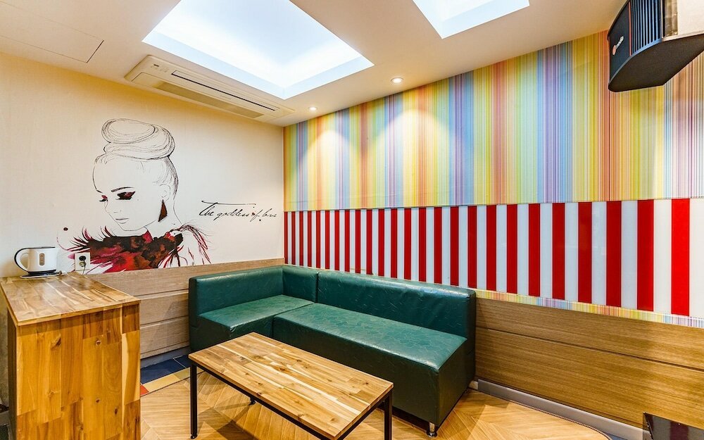 Фото Shinchon S Hotel