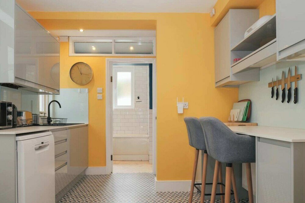 Фото Lovely 1bd Flat -prime Brighton Location w Garden!