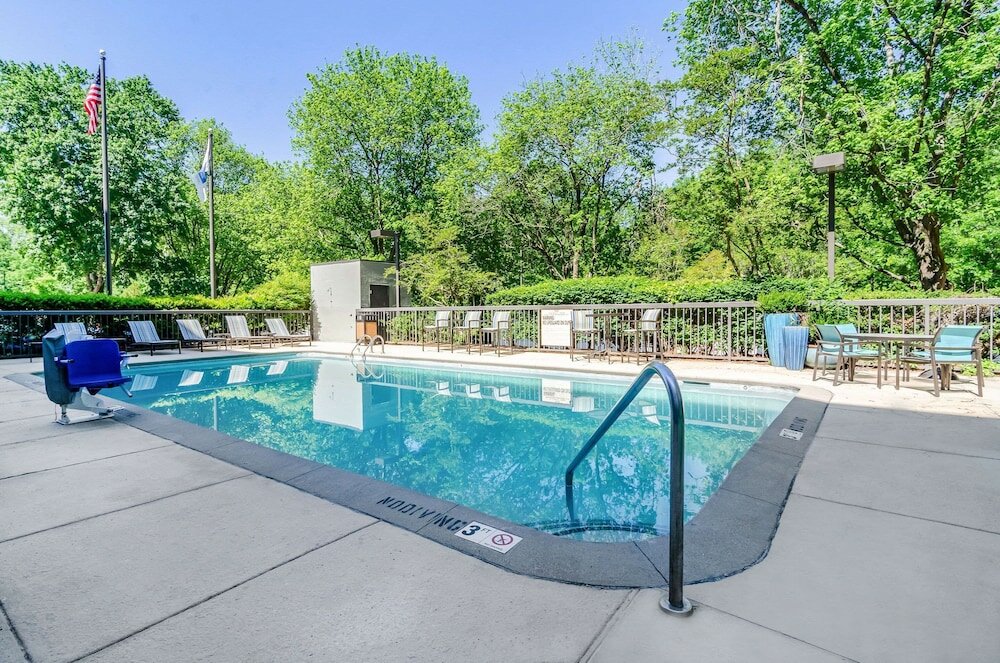 Фото Comfort Inn Raleigh Midtown