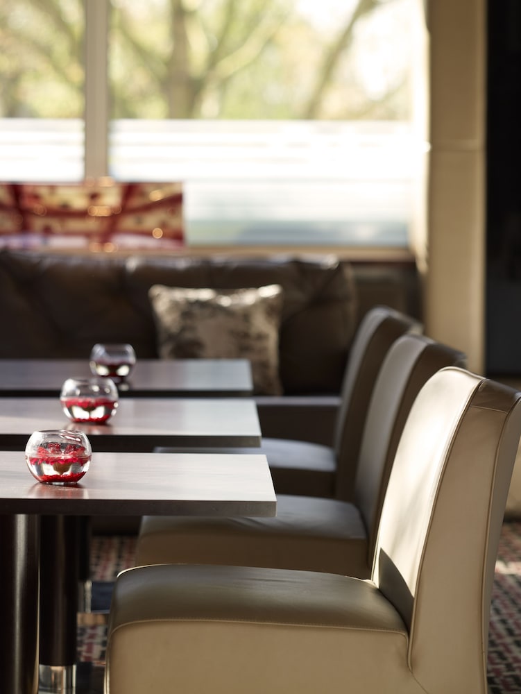 Фото Thistle London Hyde Park Kensington Gardens