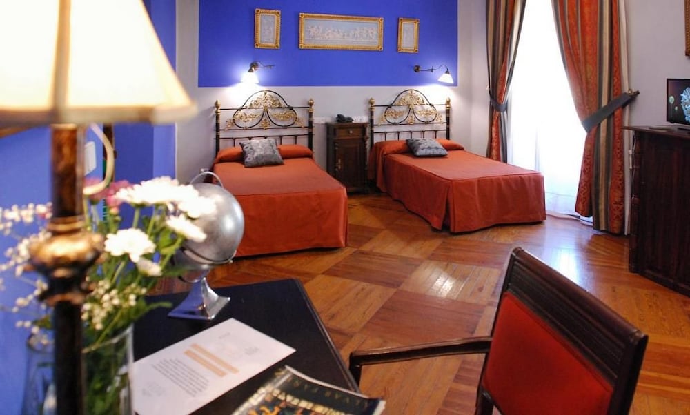 Фото Hotel Alvar Fañez