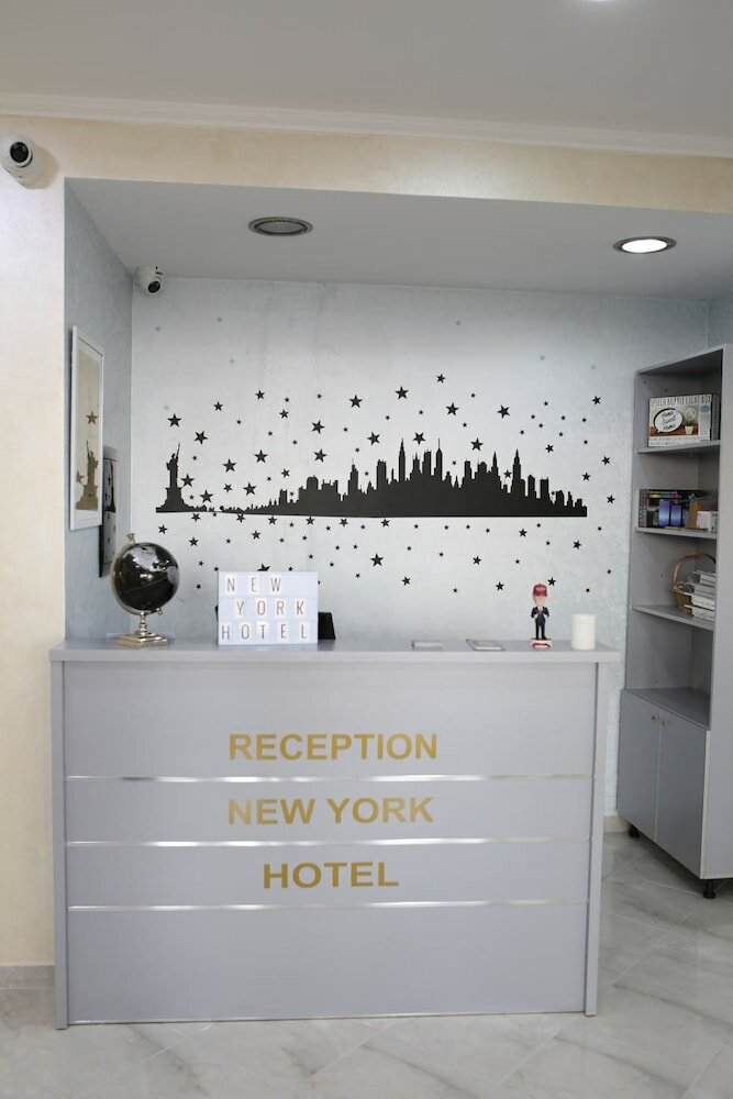 Фото Hotel New York Kamez