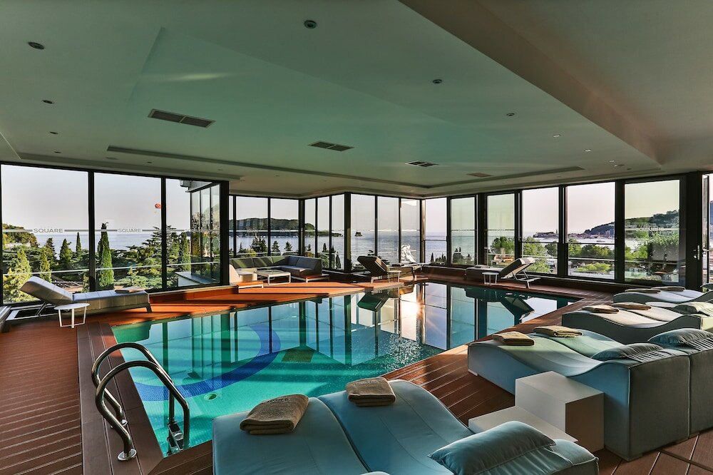 Фото Hotel Square