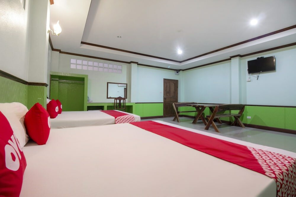 Фото Oyo 75334 Train Hotel