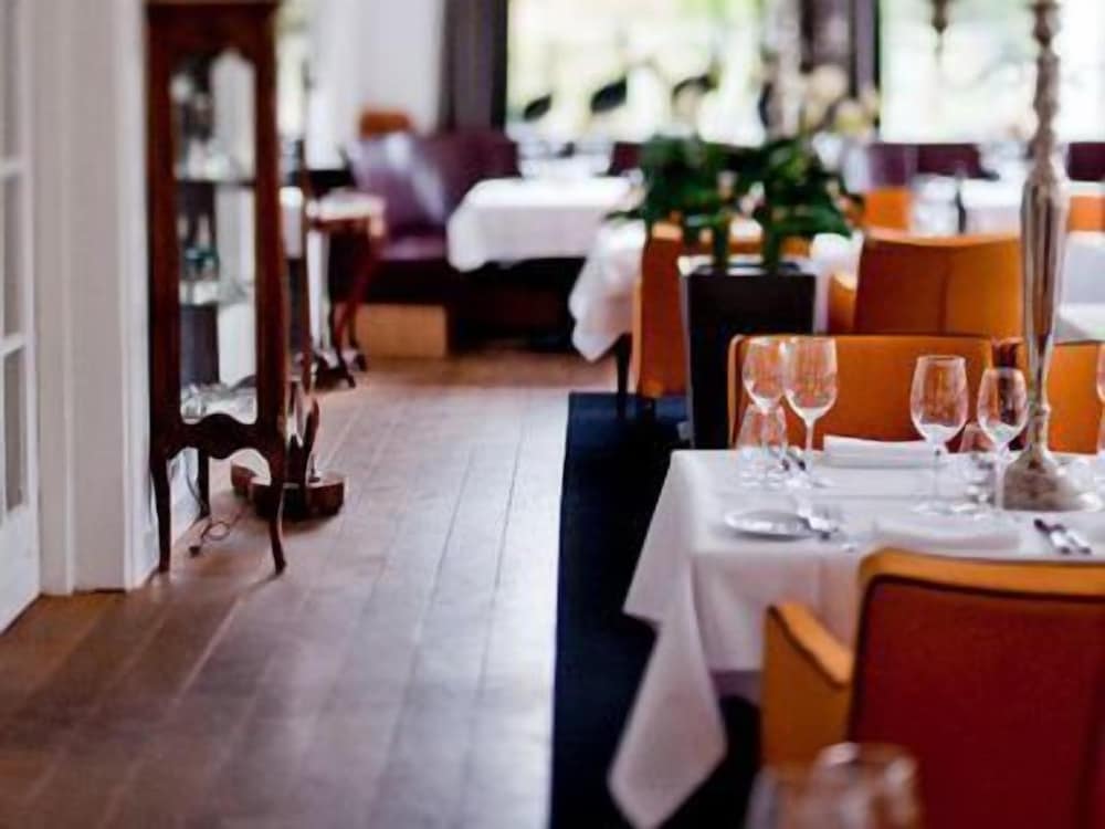 Фото Hotel Oranjeoord