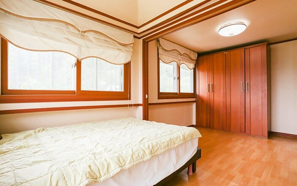 Фото Yeoju Dugyeonsae Meomunjari Pension