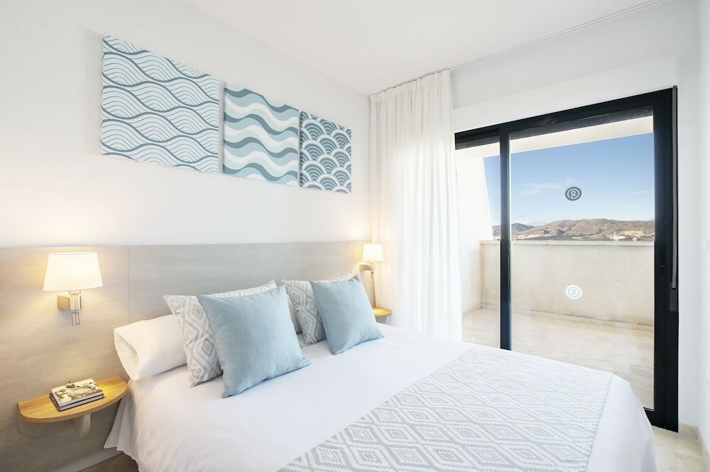 Фото Pierre & Vacances Benidorm Horizon