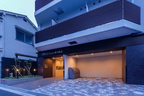 Гостиница ARlis house Shin Osaka North в Осаке